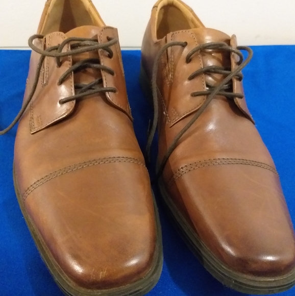 Clarks Brown soft Cushion - Picture 2 of 4